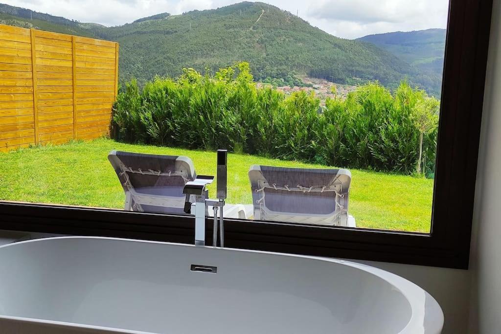 Casa Nueva De Vigo Rural Mos Con Jacuzzi Y Chimenea Para Escapada Romantica Eksteriør billede