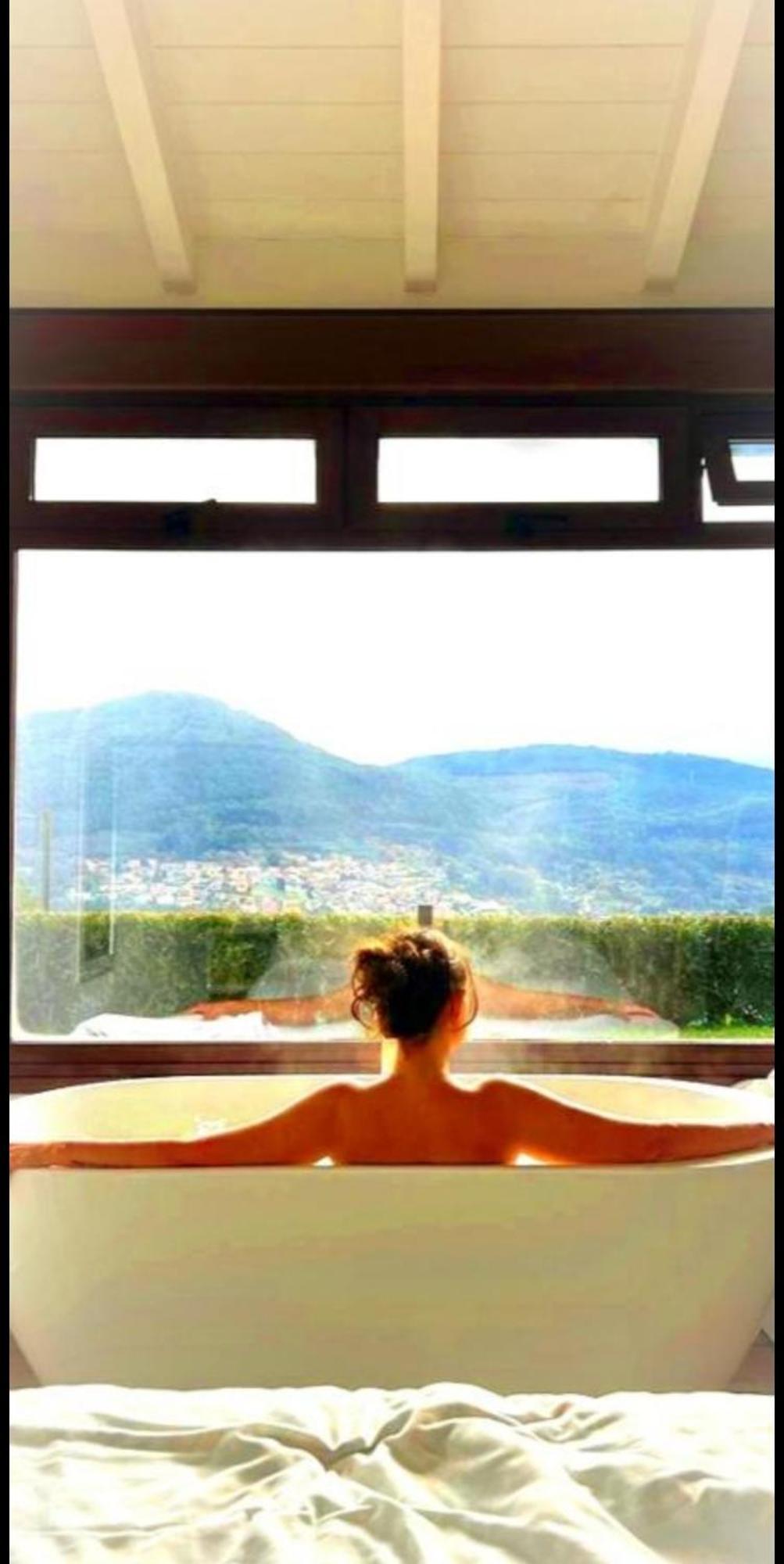 Casa Nueva De Vigo Rural Mos Con Jacuzzi Y Chimenea Para Escapada Romantica Eksteriør billede