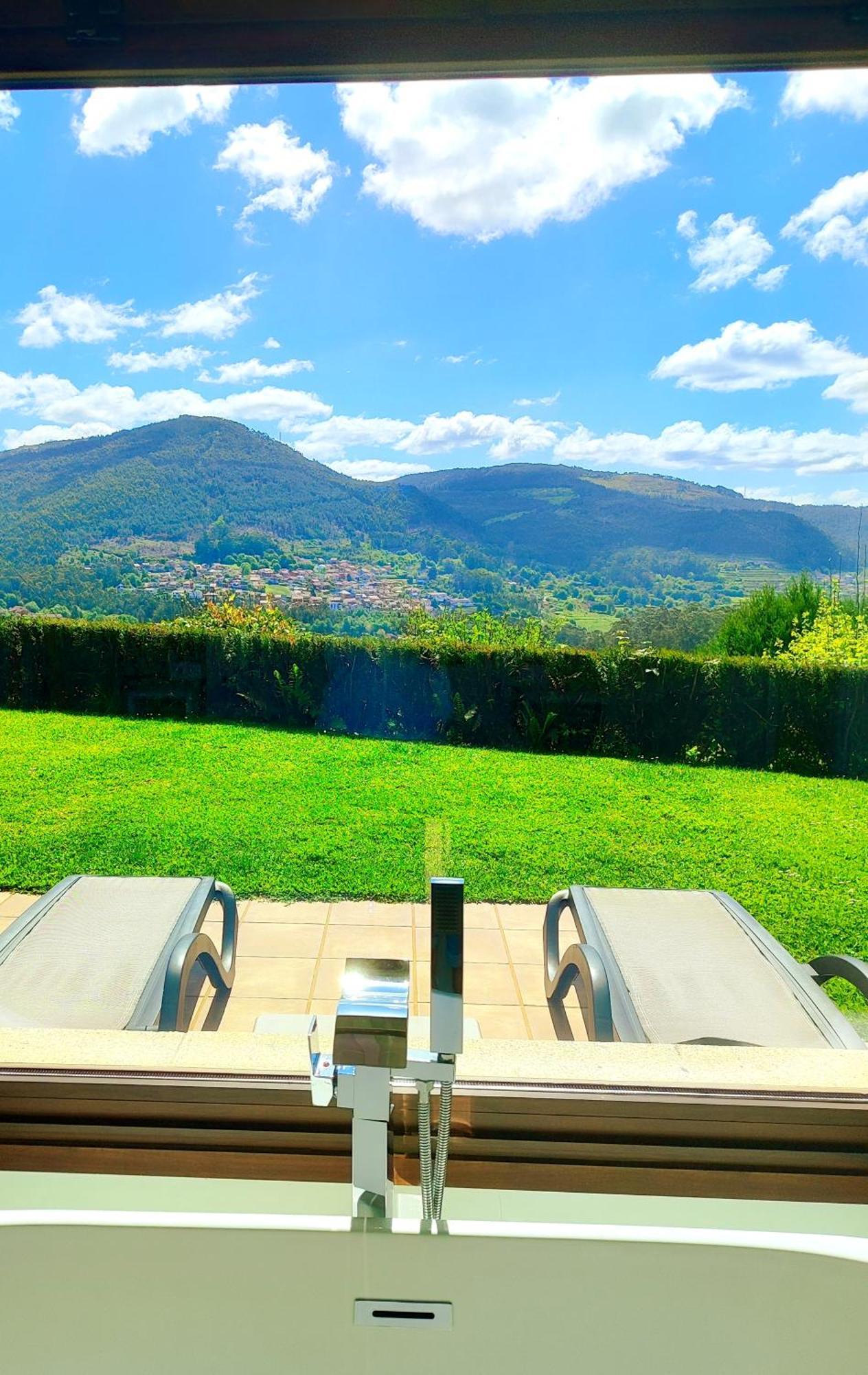 Casa Nueva De Vigo Rural Mos Con Jacuzzi Y Chimenea Para Escapada Romantica Eksteriør billede